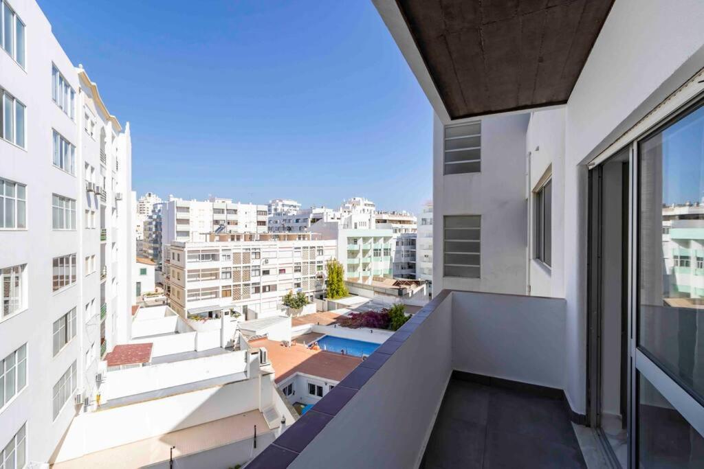 Modern Apartment Beach View อาร์มาซอง เด เปรา ภายนอก รูปภาพ